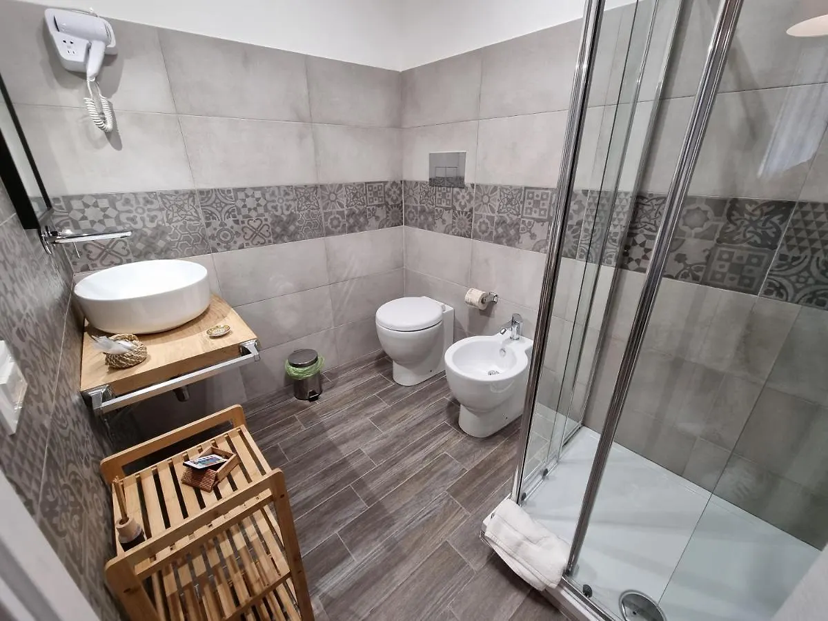 בית הארחה מלון פלרמו Residenza Tarzana